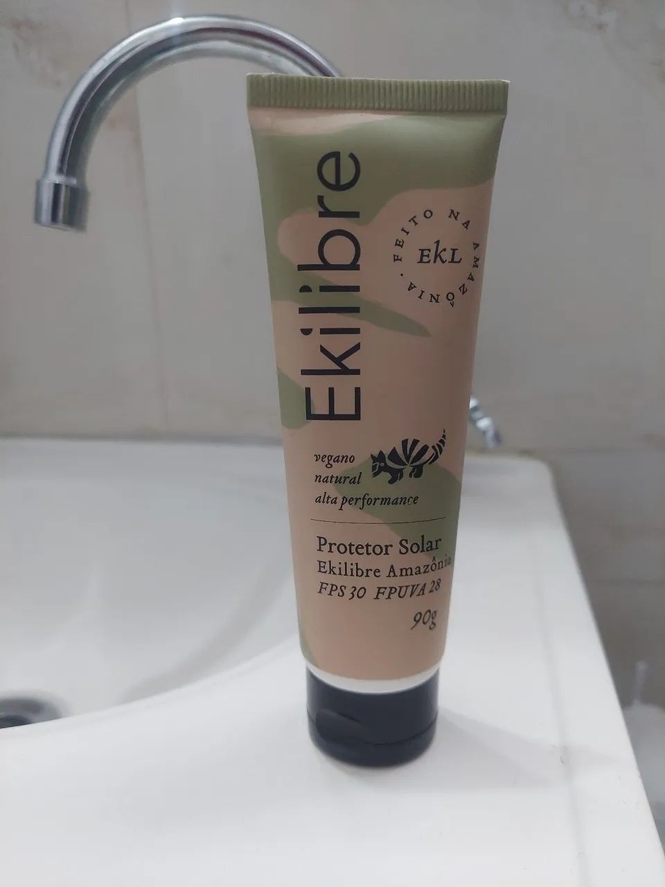 Protetor solar físico natural e vegano - Ekilibre Amazonia 