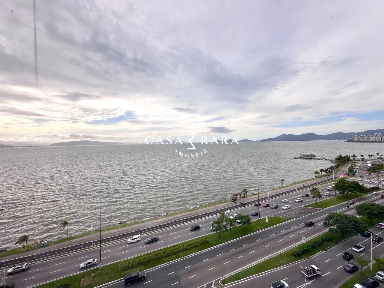 Apartamento 4 dormitórios (3 suítes) e 2 vagas - Av. Beira Mar Norte - Foto 3