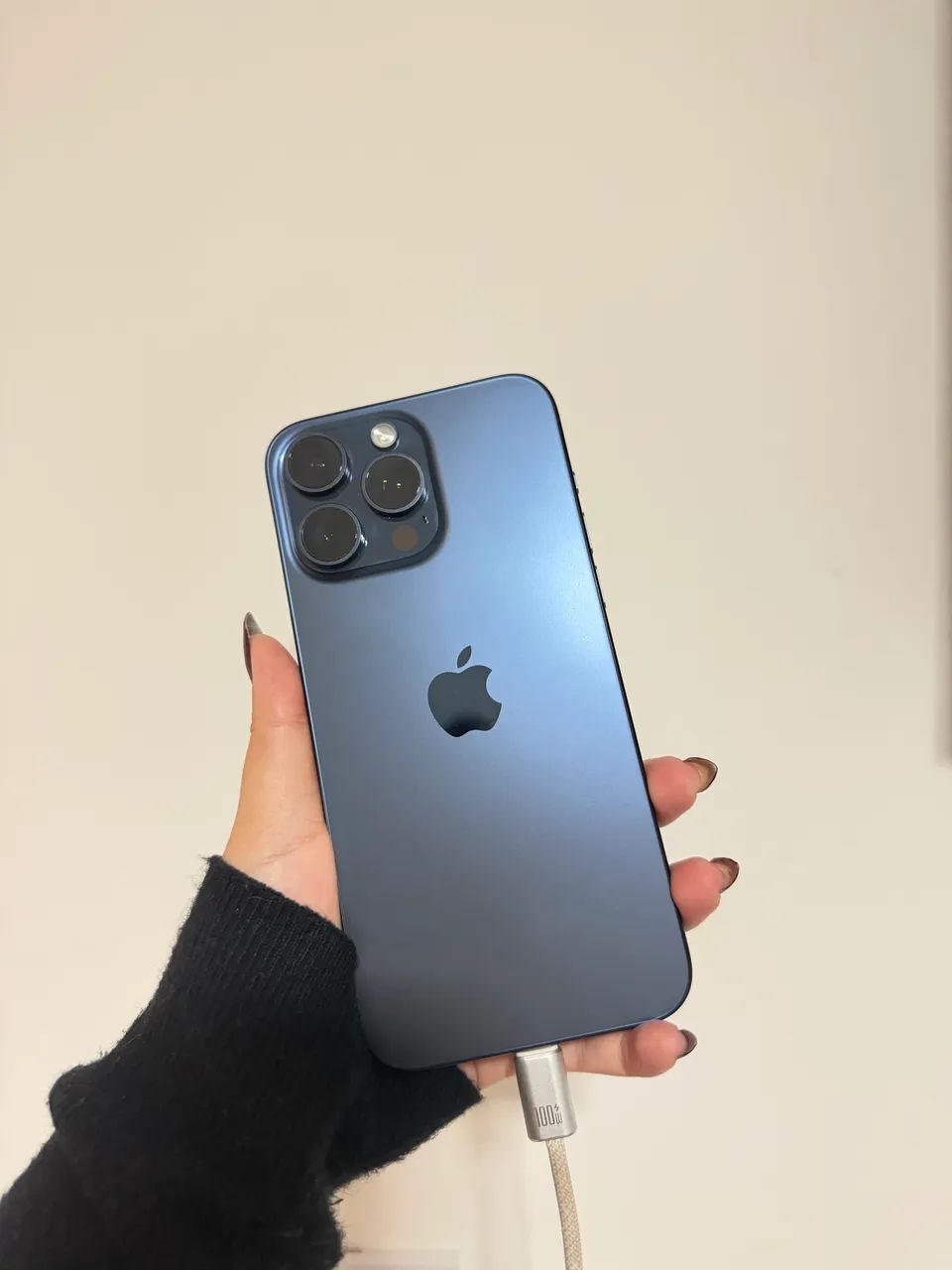 iPhone 15 Pro Max Azul
