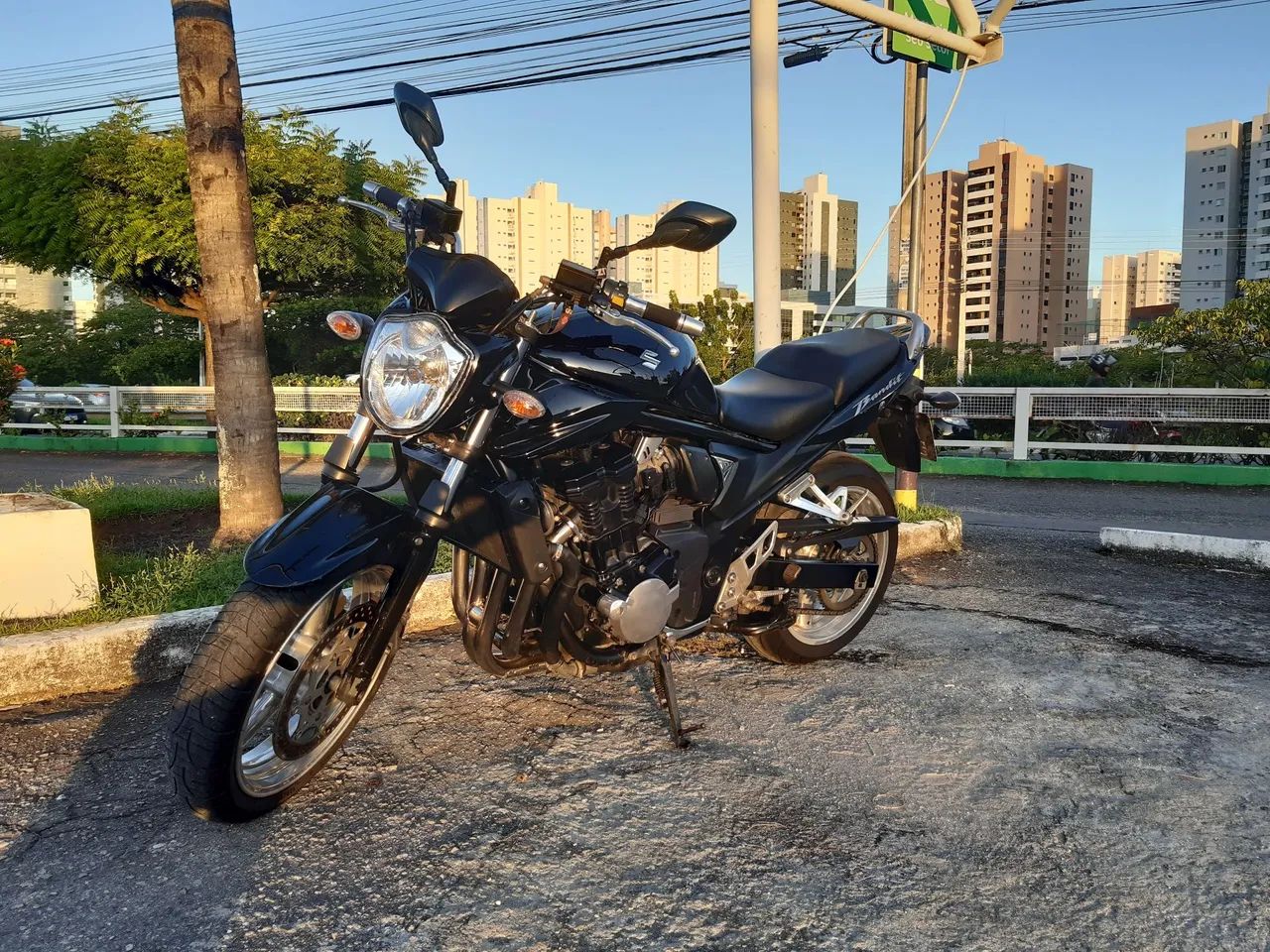 BANDIT 650N MUITO CONSERVADA - Foto 4