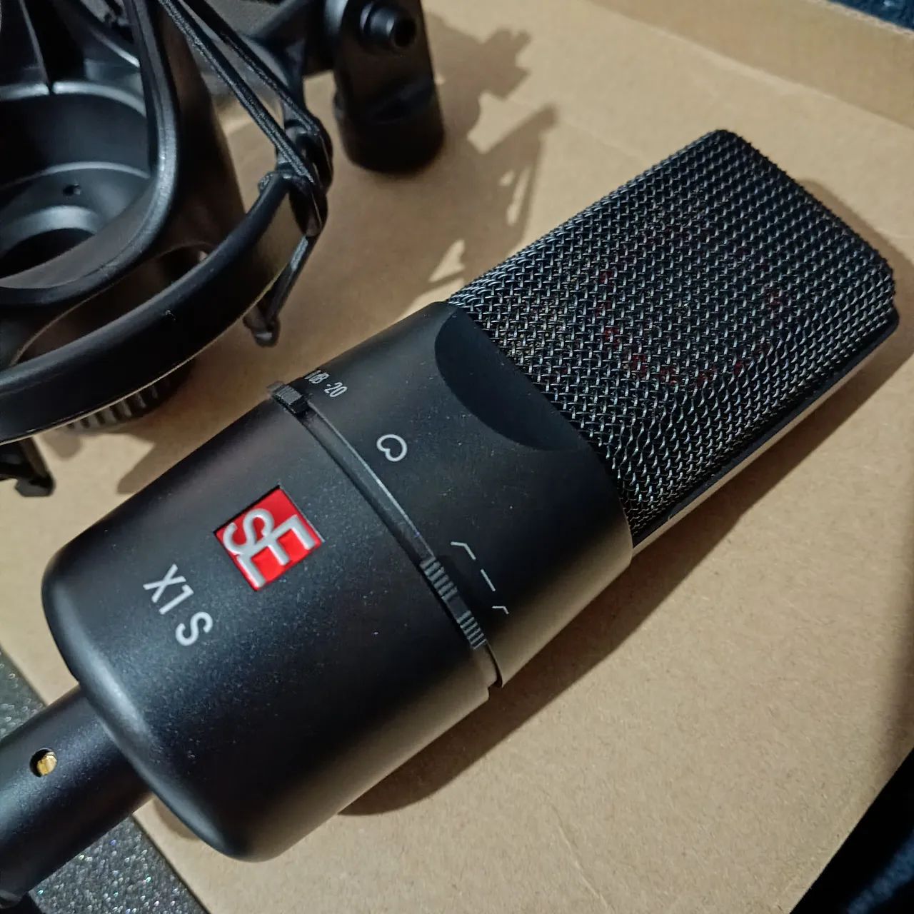 Microfone Condensador SE ELETRONICS X1 S - Kit Vocal Pack - Foto 5
