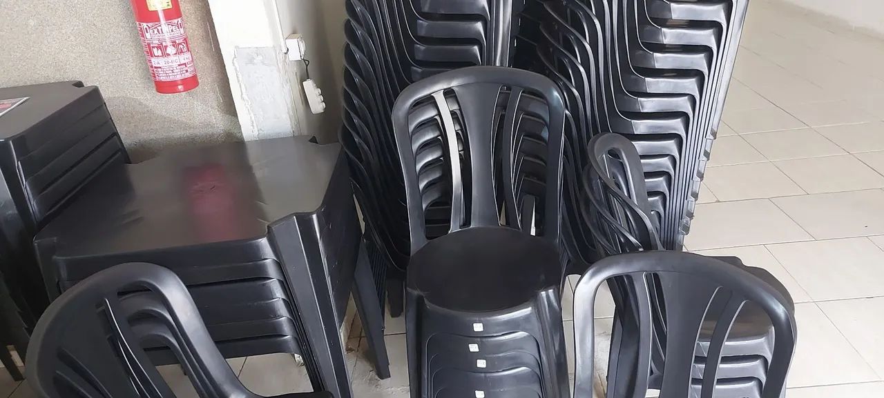 Mesas plastico cadera otimo estado
