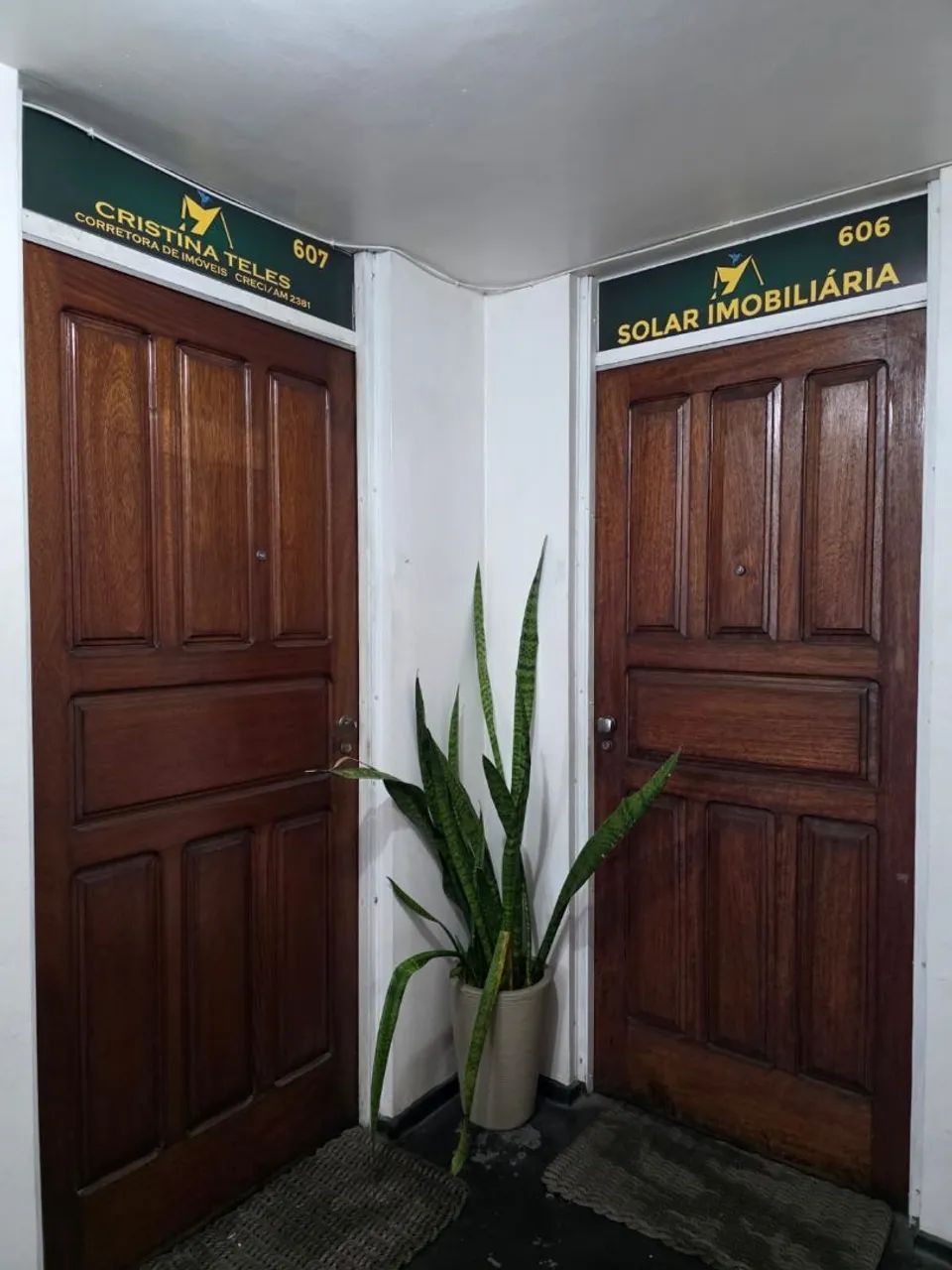 PALACIO DO COMÉRCIO UMA SALA NO 6 ANDAR PRA VENDA 