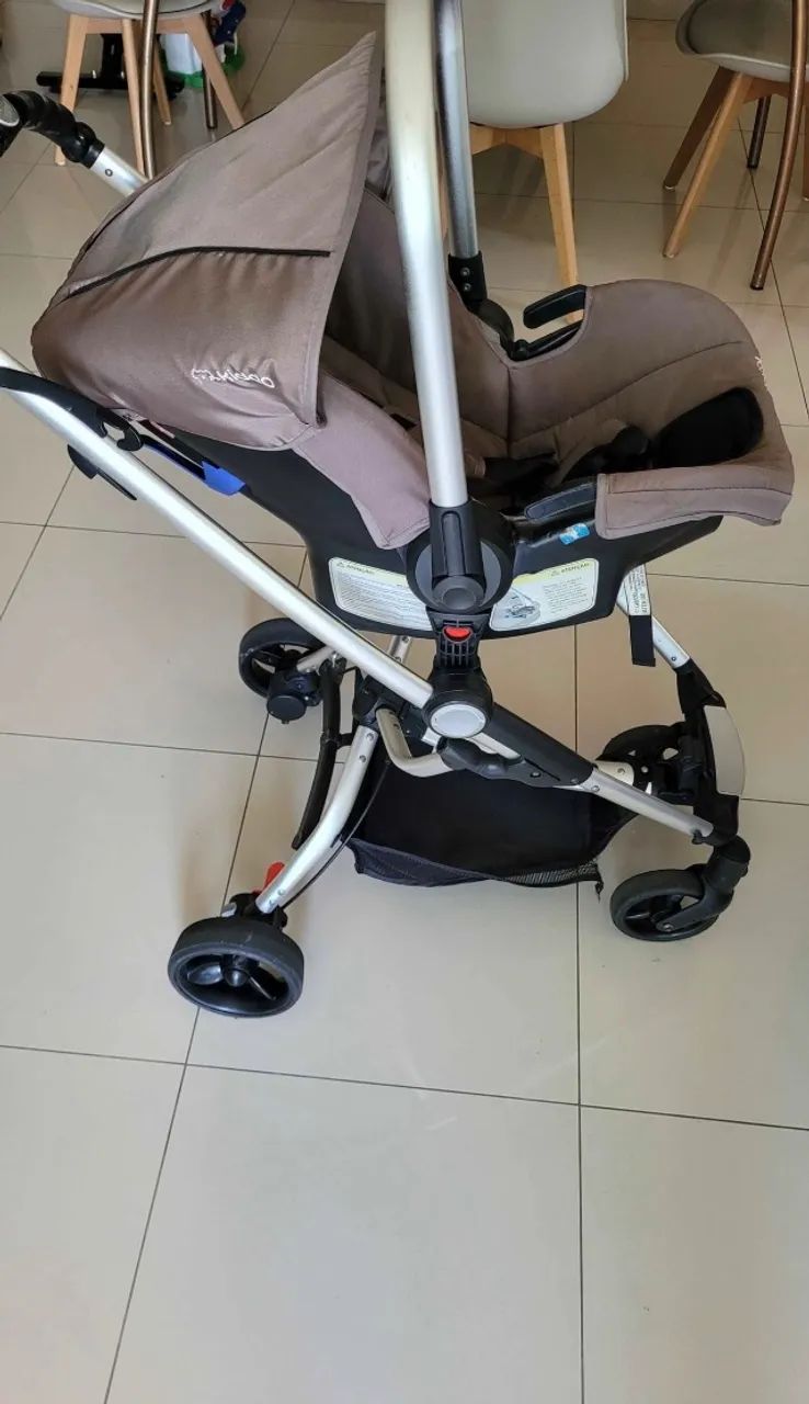 Carrinho de bebê+ bebê conforto  - Foto 5