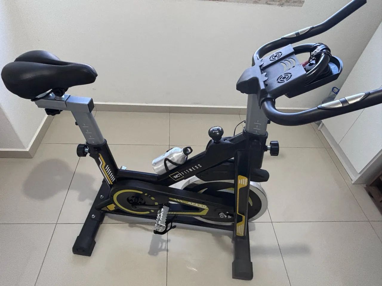 Bicicleta Spinning com roda de inércia 13k - Foto 5