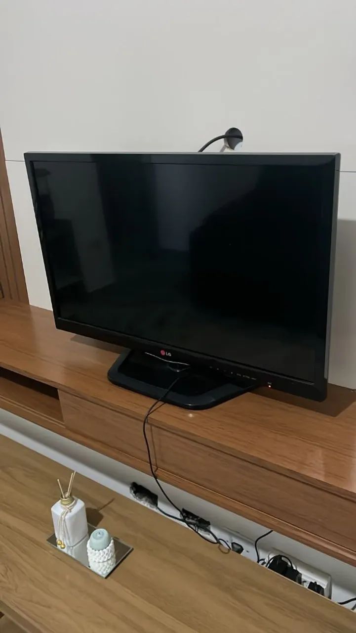 TV Monitor LED LG de 28 polegadas - Foto 2
