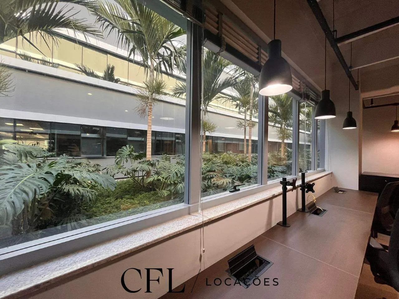 Sala Comercial de Alto Padrão - Mobiliada | 95m² | Square SC - Foto 4