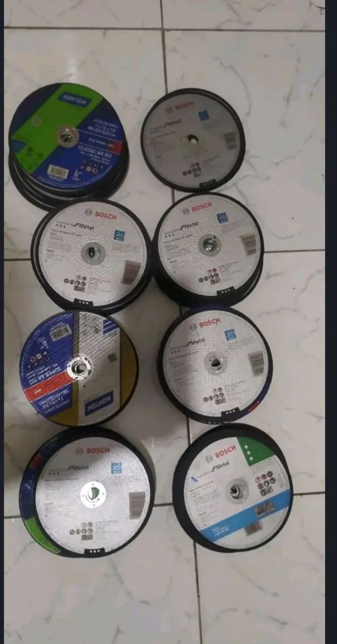 262 Discos diversos com preço de ocasião - Foto 2