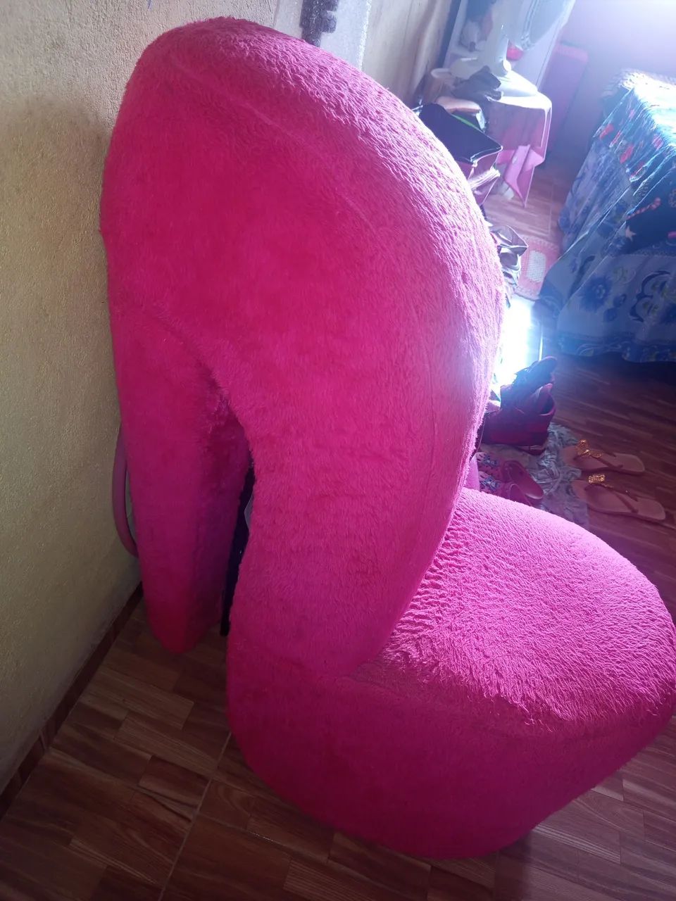 Poltrona de salto rosa