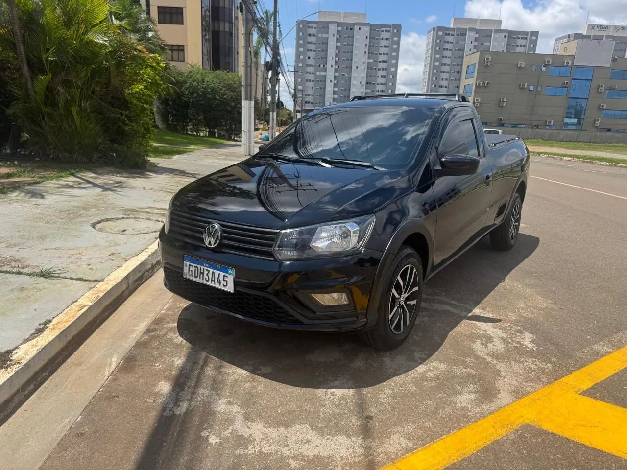 Volkswagen Saveiro Saveiro Robust 1.6 Total Flex 8V 2018
