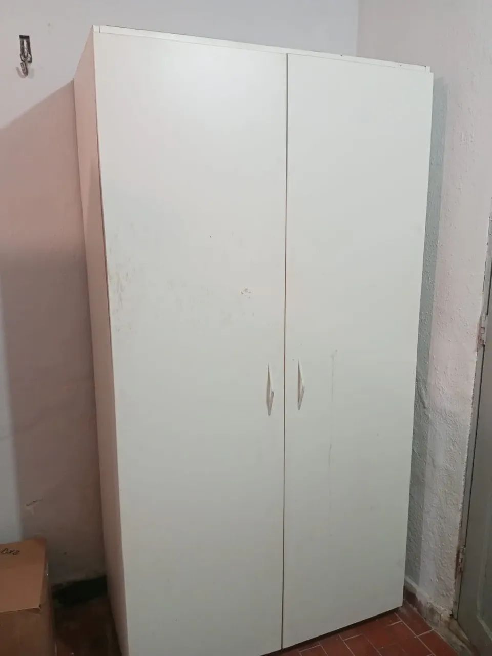 Guardada roupa solteiro 