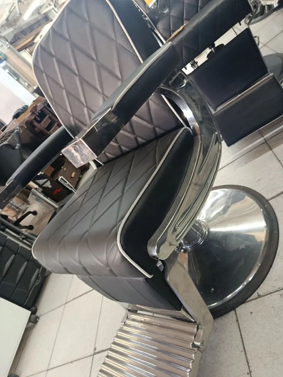 Cadeira barbeiro Zeus  - Foto 2