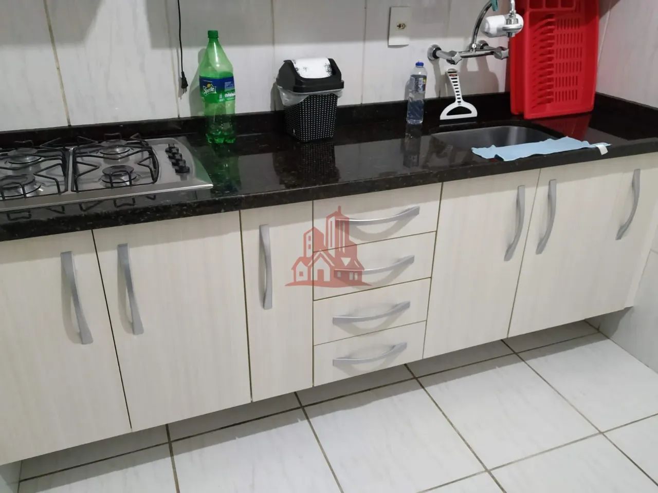 Apartamento à venda Edifício Avenca, Rio das Pedras, Cotia 2 doms e 1 vaga.