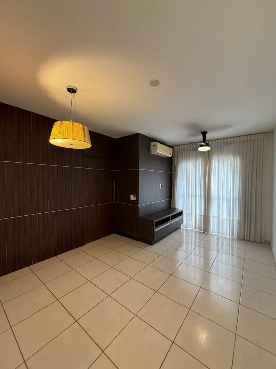 Apartamento a venda com 76 m2, 3 quartos e sala estendida no Edifício São Georges, Quilomb