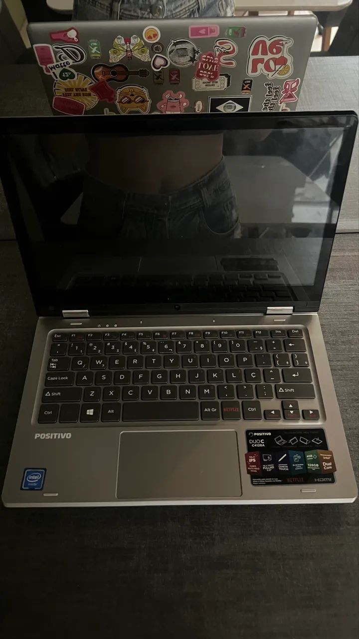 Notebook/ tablet- Positivo 128gb