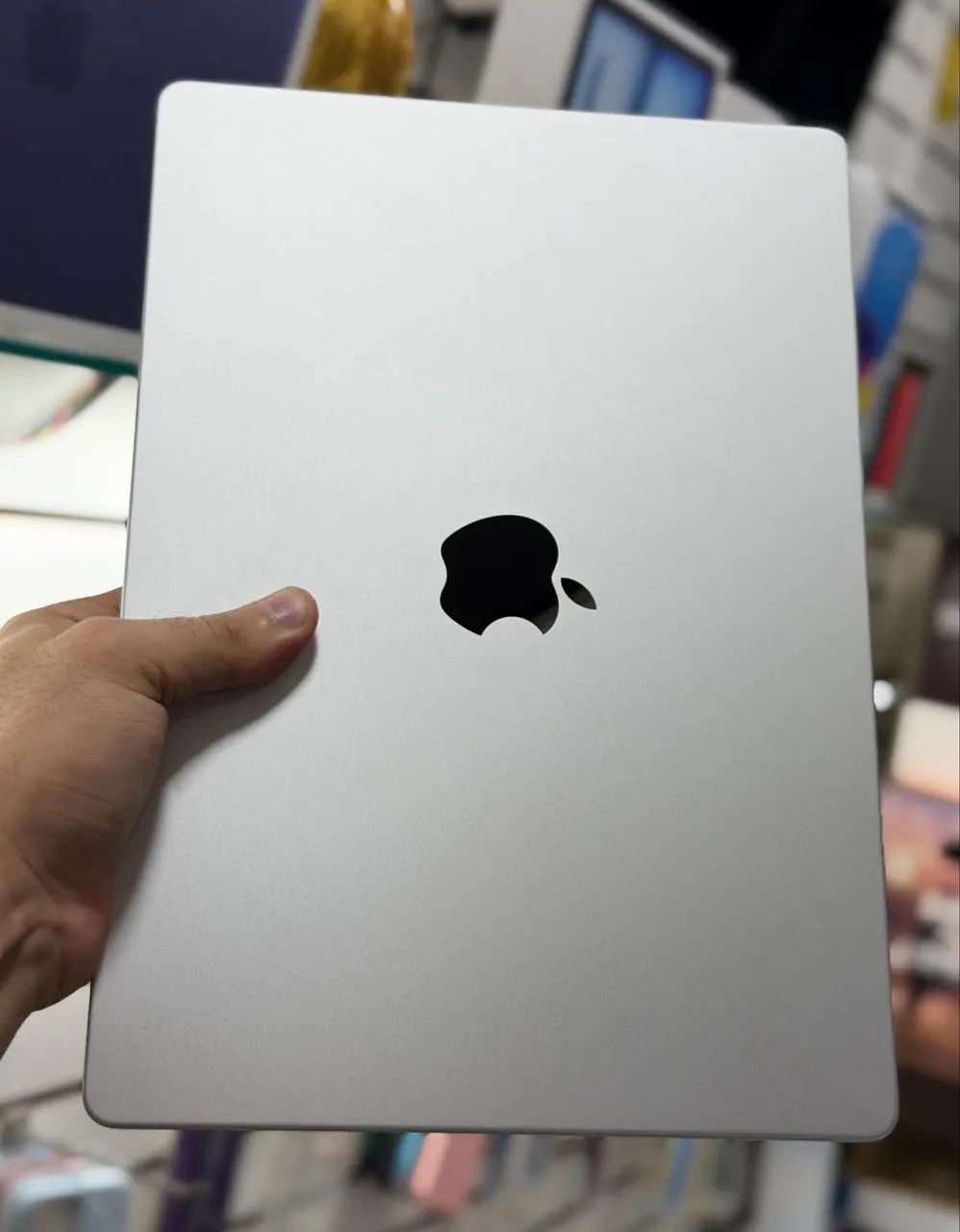 Macbook pro 14 polegadas chip m3 pro 18gb / 1tb LOJA FÍSICA