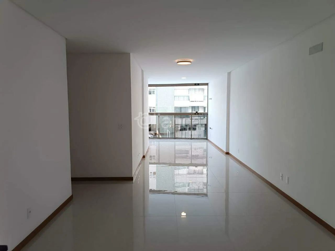 Apartamento moderno confortável e bem distribuido - Foto 3