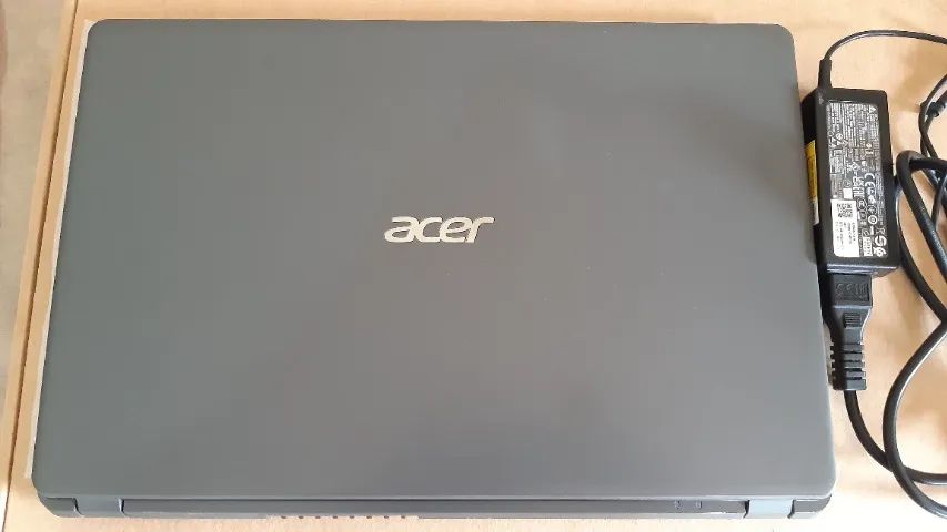 Notebook Acer I3 * Super conservado - Foto 4