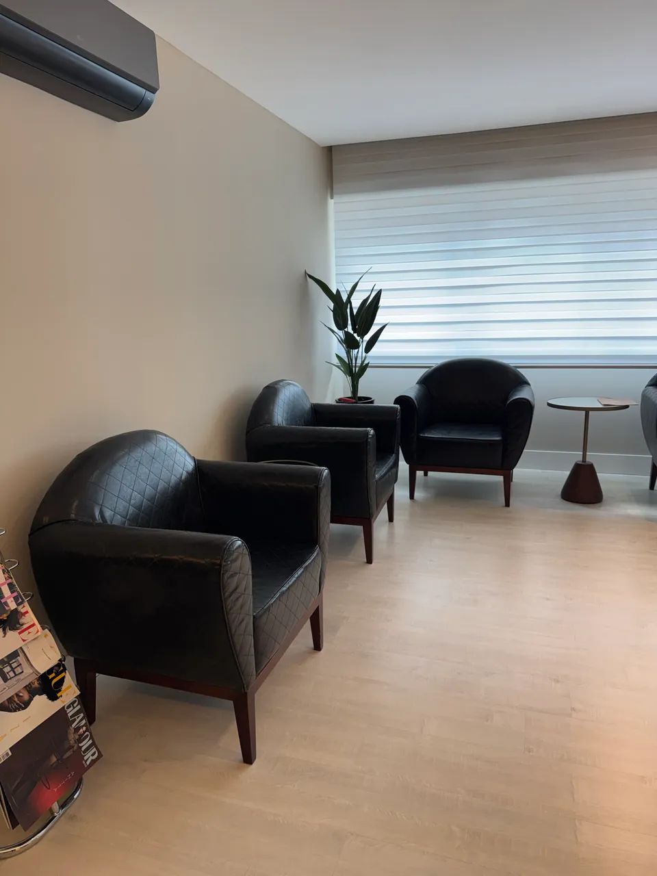 Poltrona em couro  - Foto 2