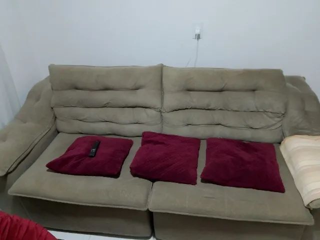 Mesa ,cadeiras ,sofá chesy, poltrona veludo - Foto 3
