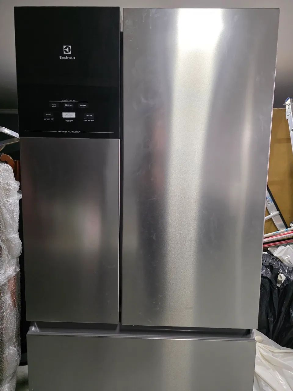 Geladeira Electrolux 590L