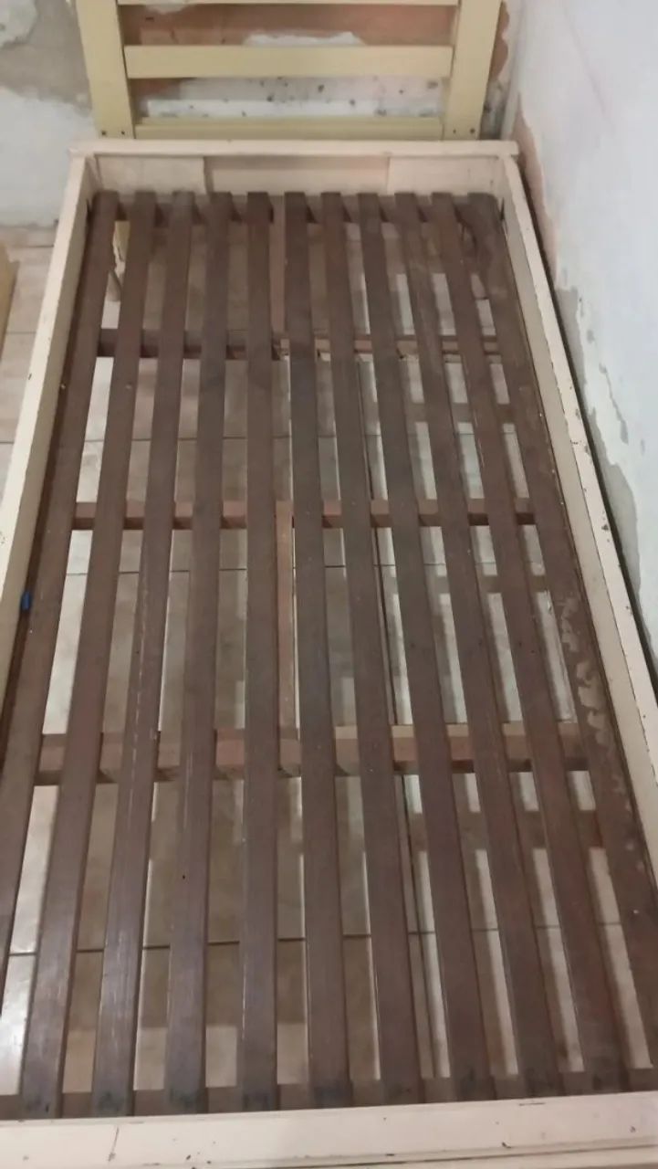 Cama Solteiro em condições de uso - Foto 3