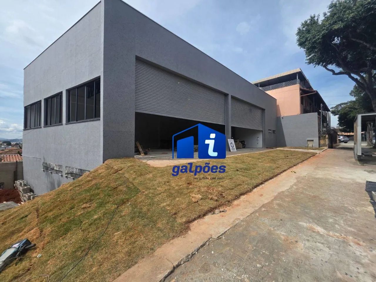 Galpãocom 600 m² no Santa Mônica - Belo Horizonte/MG