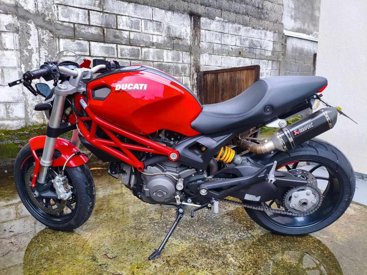 Ducati monster 796