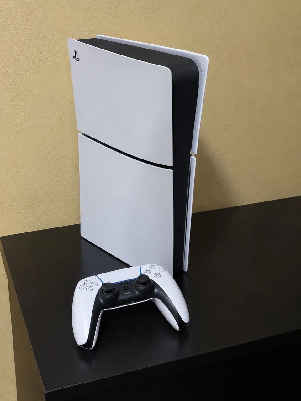 PS5 Slim 825 gb Mídia Digital  - Foto 2