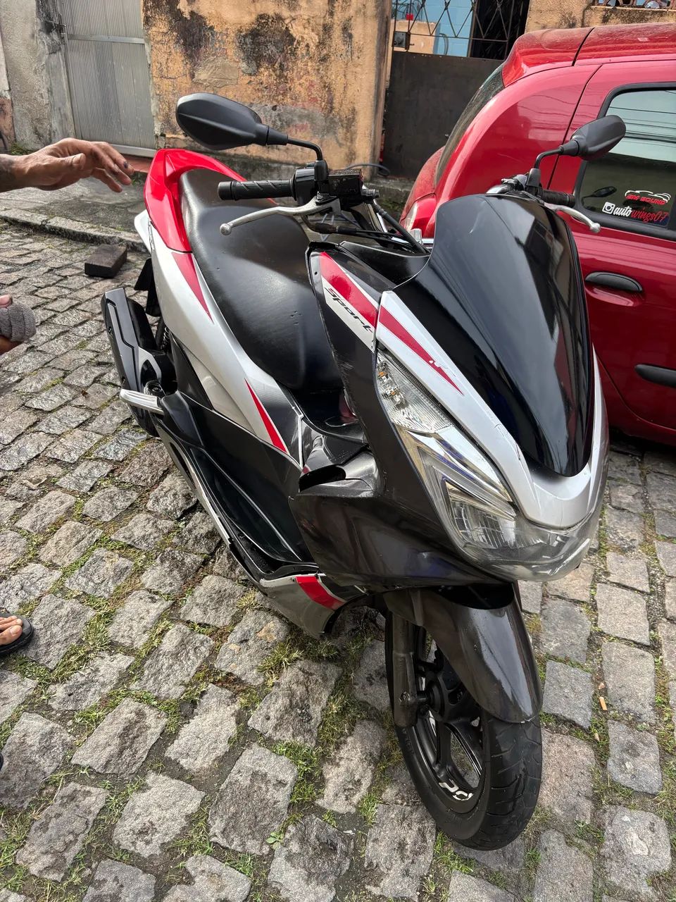 PCX 2018 SPORT - Foto 2