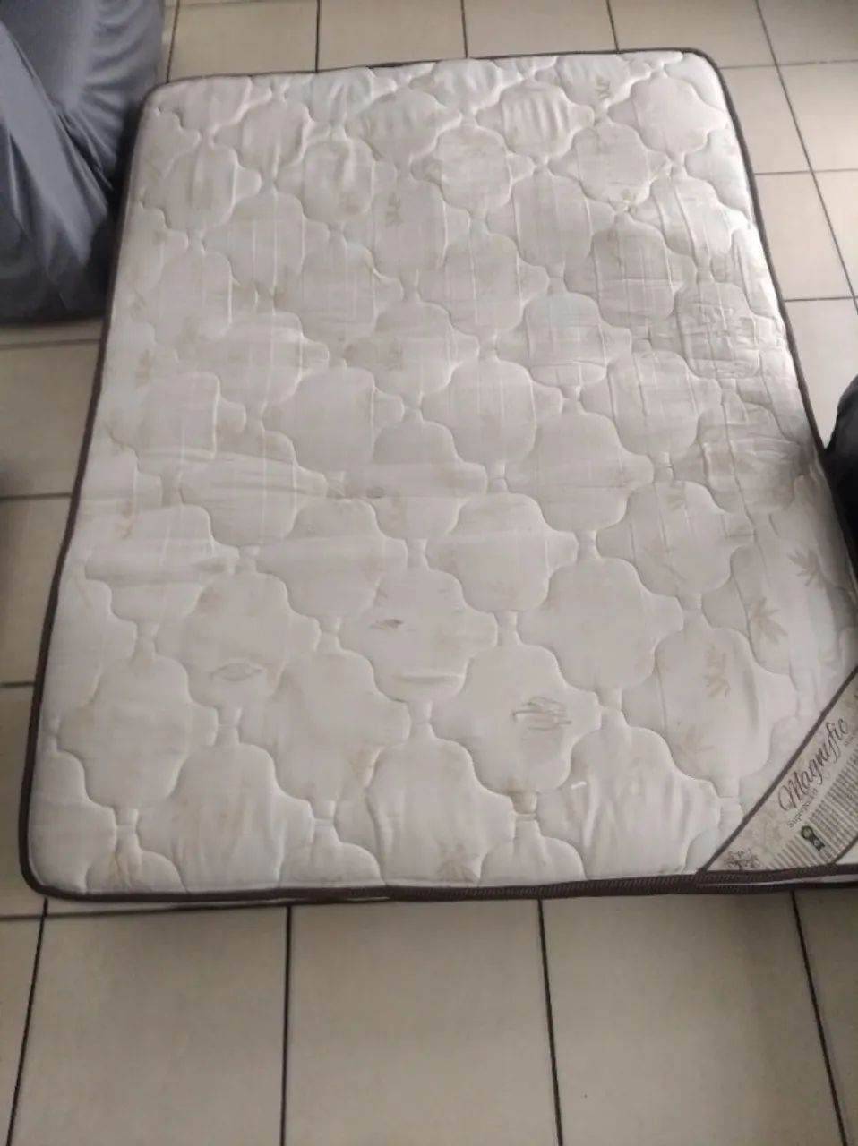 Colchão de casal 