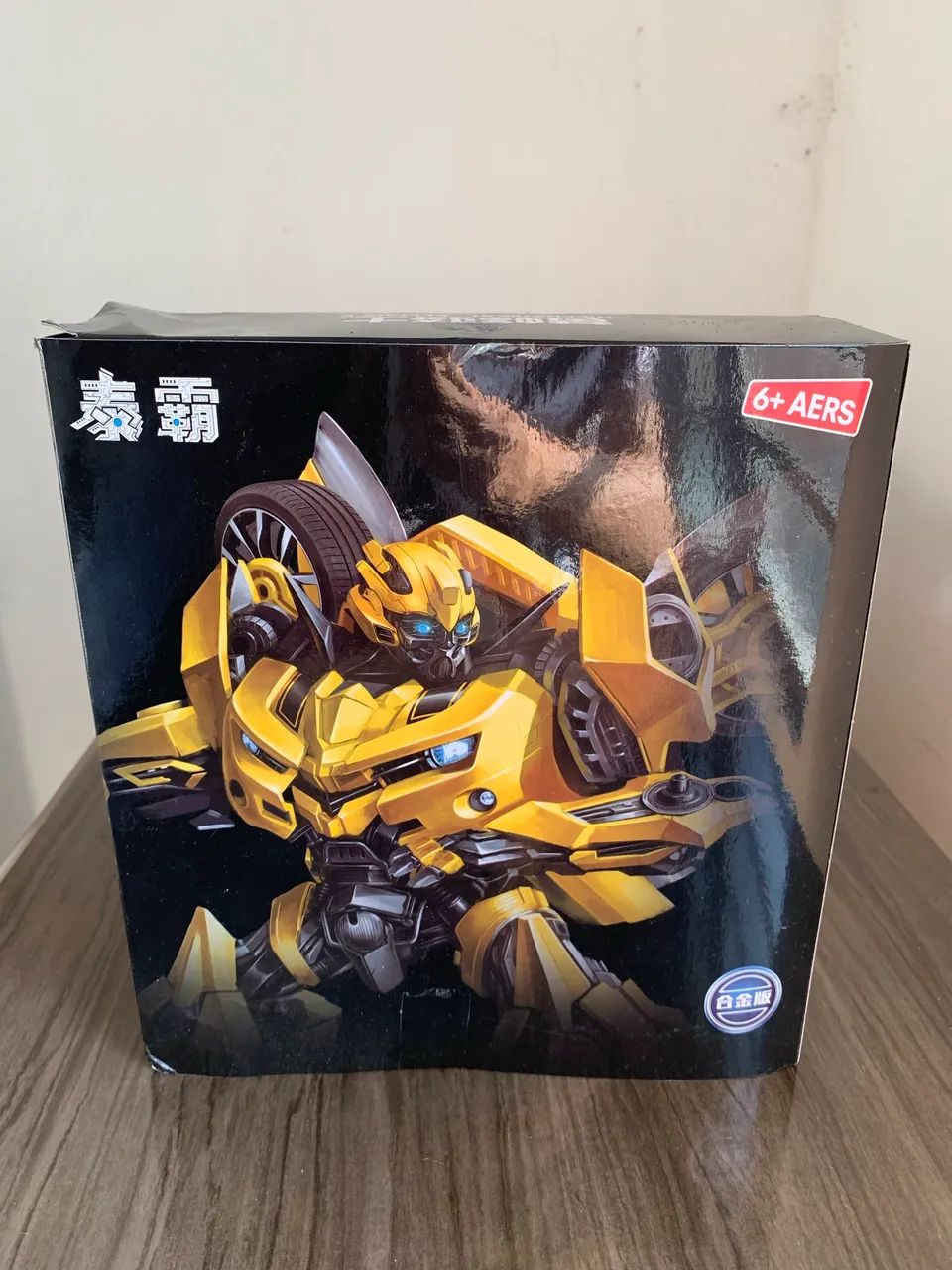 Boneco Bumblebee TRANSFORMES articulado  - Foto 4
