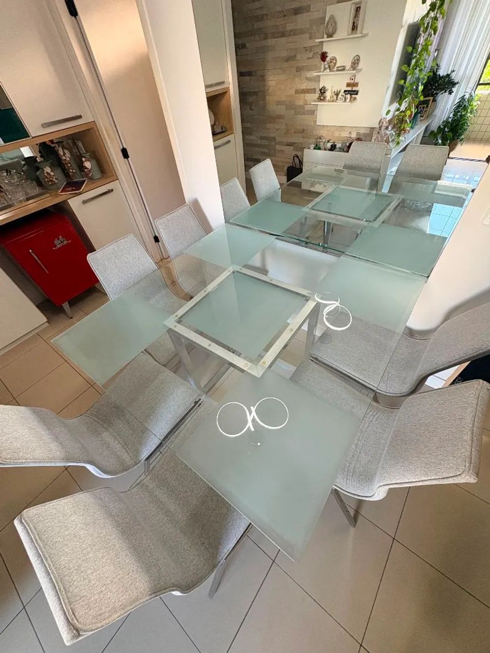 Conjunto de mesa e cadeiras - Foto 2