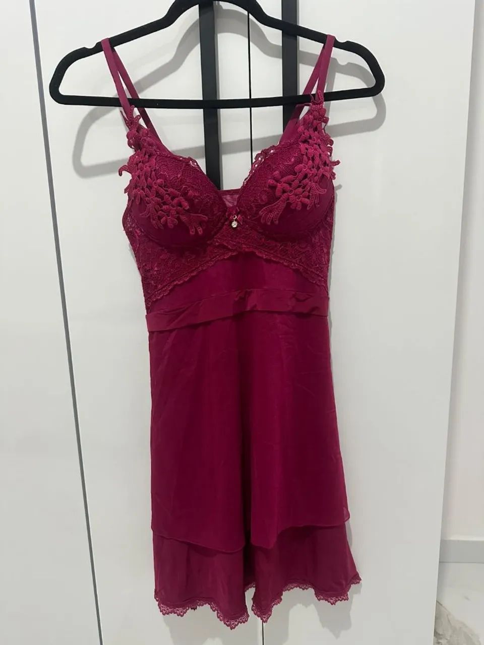 Camisola cor vinho da marca Diamantes 