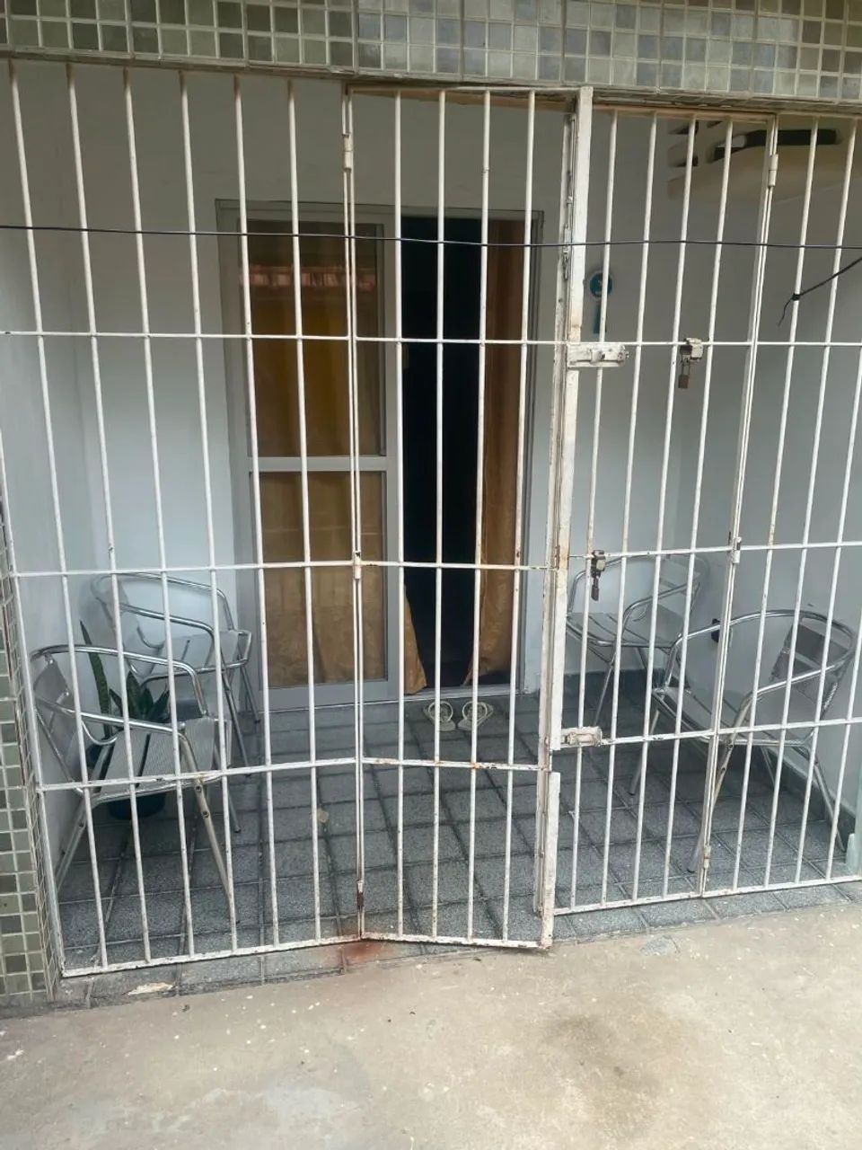 Aluga-se casa com garagem  - Foto 3