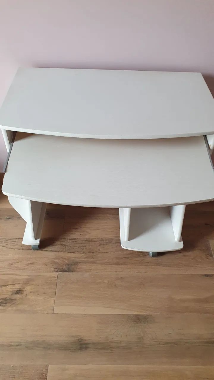MESA PARA COMPUTADOR 