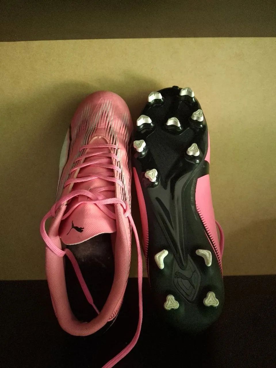 Chuteira Puma Ultra Play Campo - Rosa 43 - Foto 3
