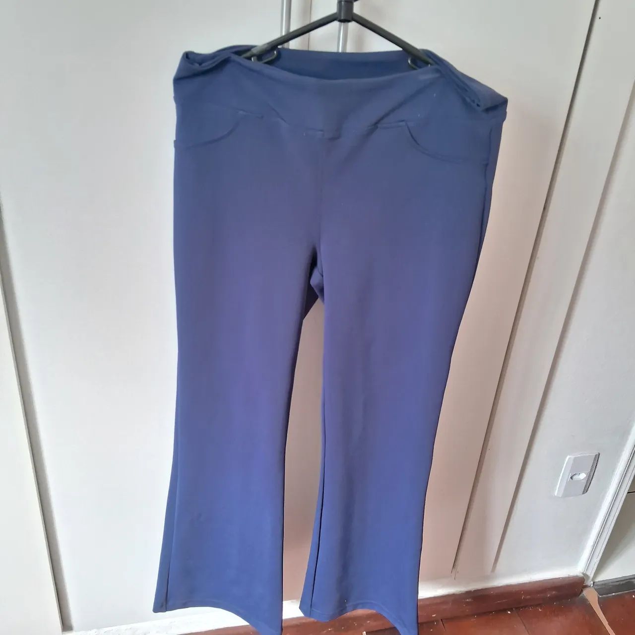 Calça social feminina  cor azul   tm. m   
