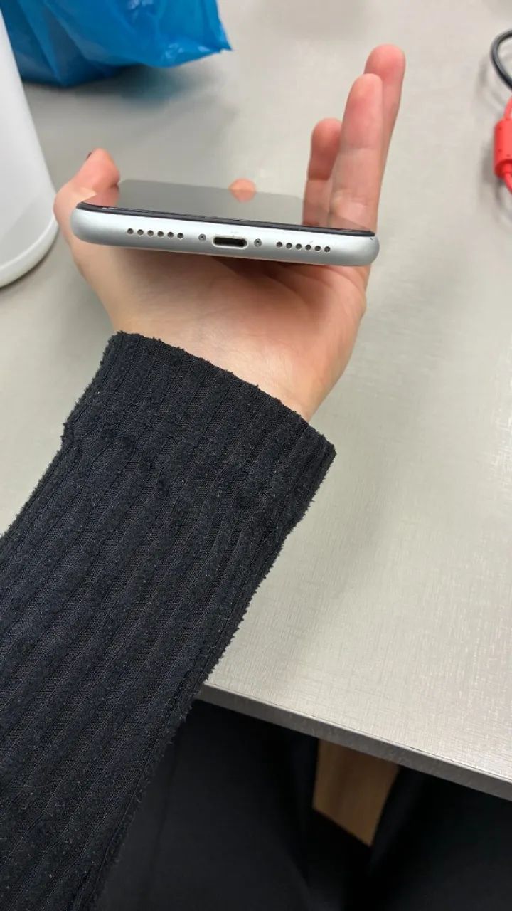 Iphone XR 64g - Foto 5