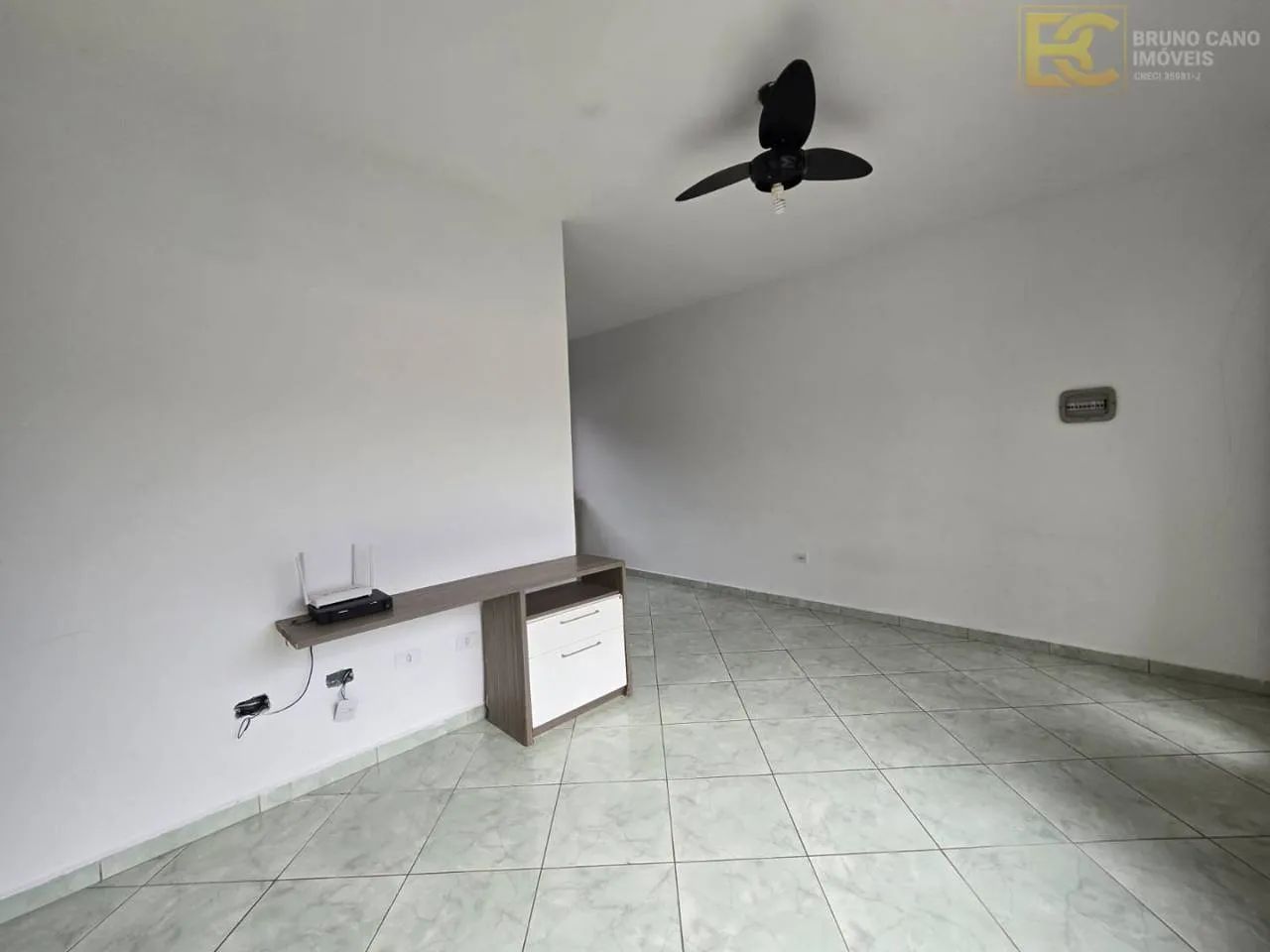 Casa com 2 quartos e piscina - Vila Romar - Peruíbe/SP - Foto 2