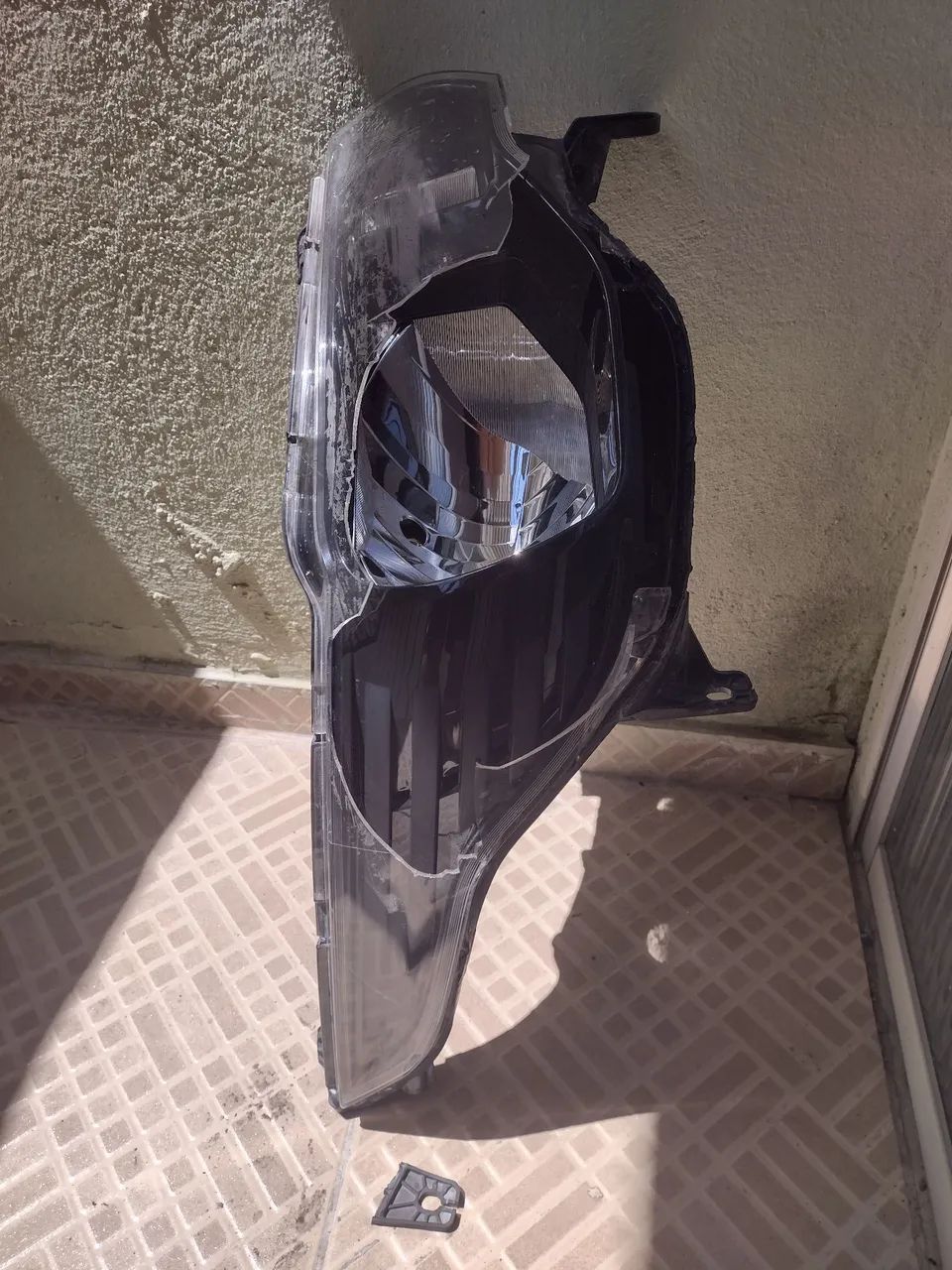 Farol Fiat Mobi S/Lente - Foto 5