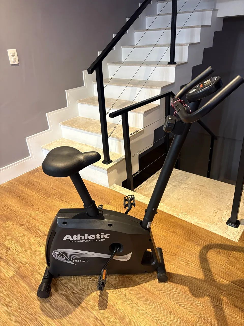 Bicicleta Ergométrica Athletic Action Magnética 140KG