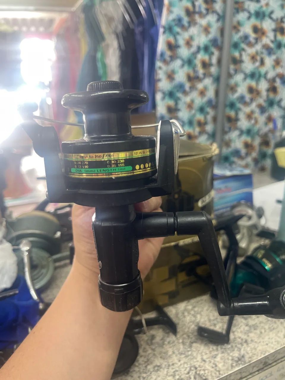 Molinete daiwa graphite 1650  XL - Foto 2