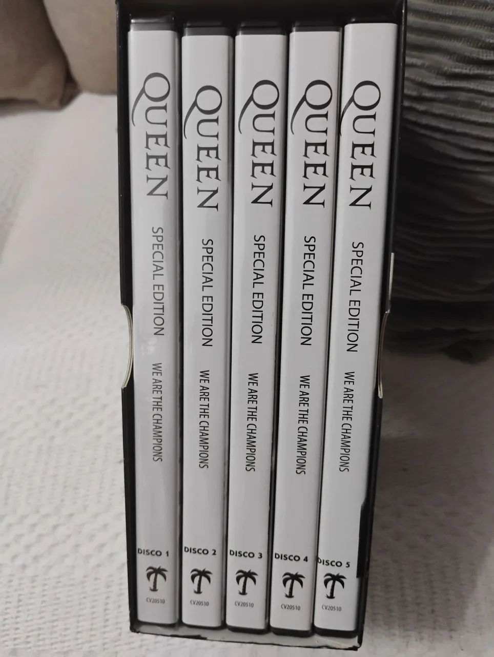 Cd Queen coleção Freddie Mercury dvd cd - CDs, DVDs etc - Jardim
