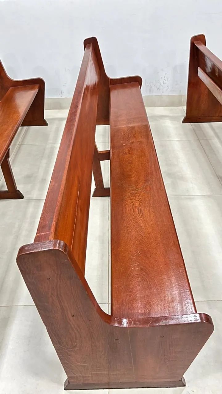 BANCO MADEIRA IGREJA  - Foto 2