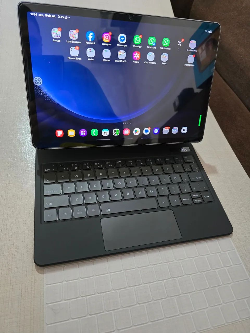 Capa Teclado Retro Iluminado