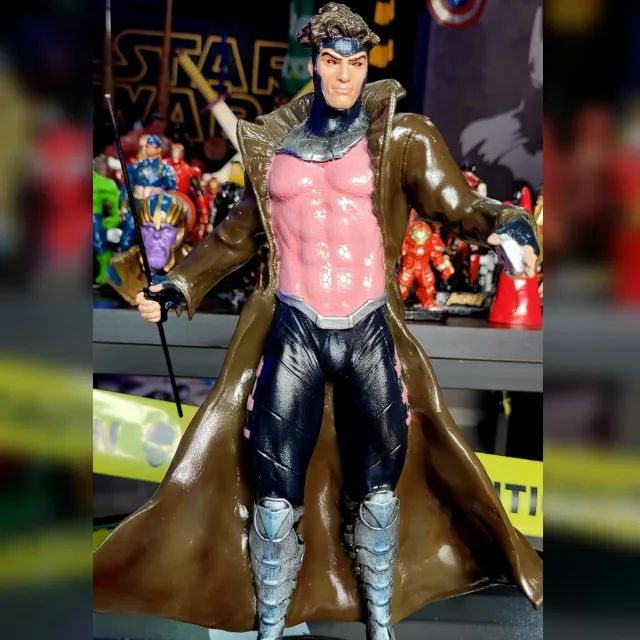 Gambit X-Men 97, 36cm - Colecionável Marvel de Resina - Foto 3