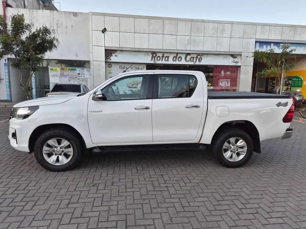 Toyota Hilux Hilux CD SR 4x4 2.8 TDI Diesel Aut. 2019
