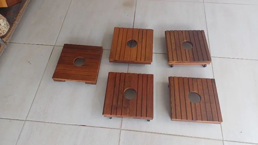 5 peças de suporte de madeira com rodinhas para vasos de flores