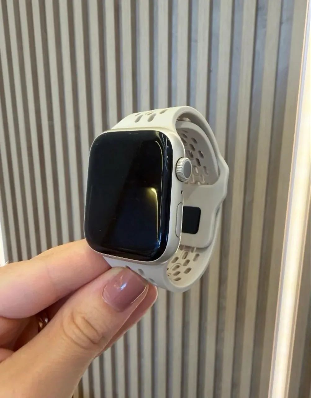 iPhone 15 pro Max impecável mais Apple Watch 8 troca lê o anúncio  - Foto 3